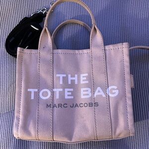 Marc Jacobs the tote bag small color beige